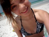 Danielle Kn Zeugari
